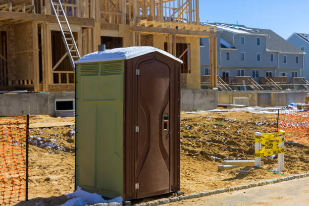 Best Luxury portable toilet rental  in Santa Venetia, CA